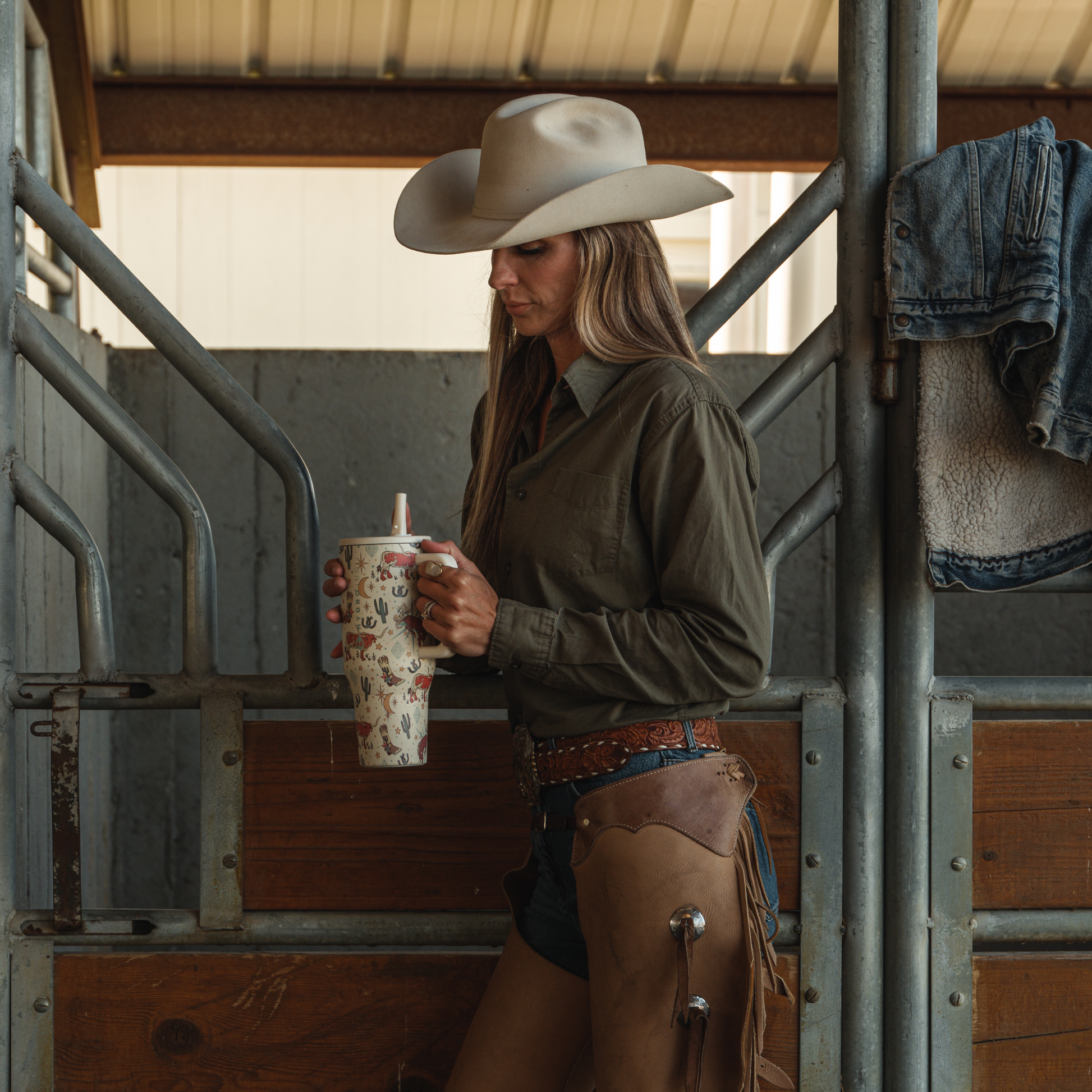rodeo-32oz-946ml-a0 TRVL32-Rodeo-6-WPI.png